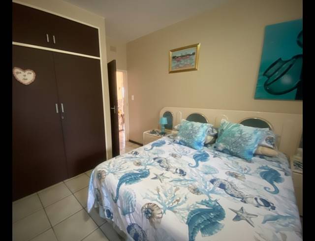 2 BEDROOM FLAT FOR SALE IN VANDERBIJLPARK CW 3